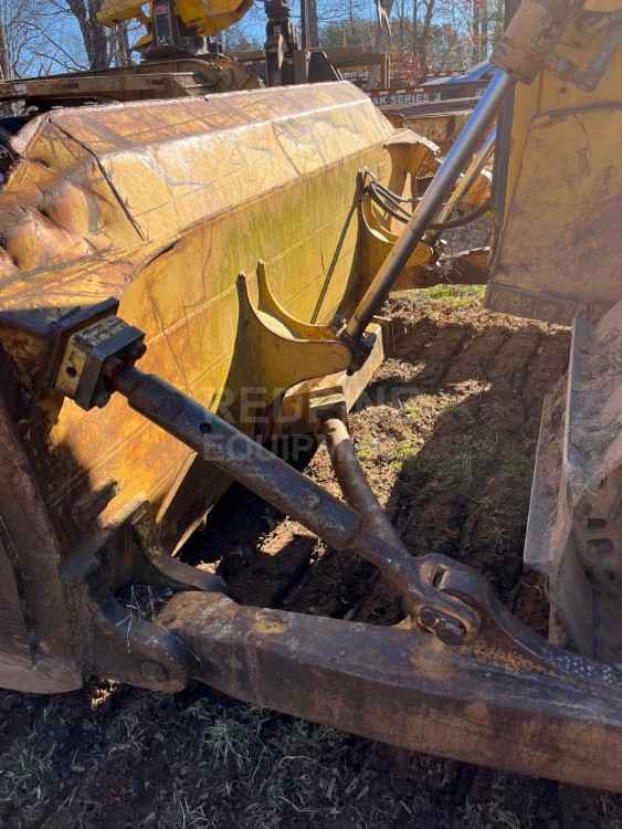 850 Dozer with Grapple