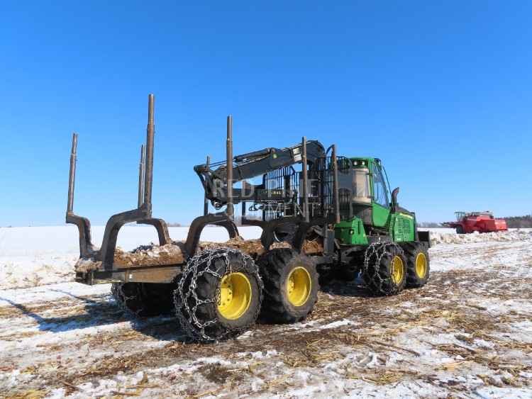 John Deere 1110E