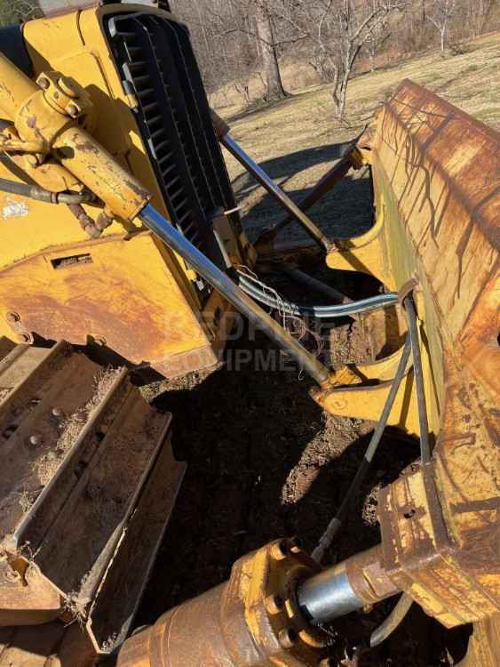 850 Dozer with Grapple