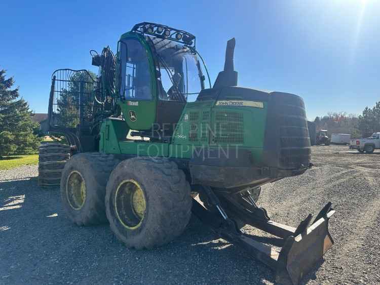 John Deere 1210G