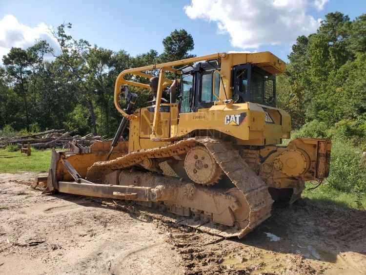 CAT D6T