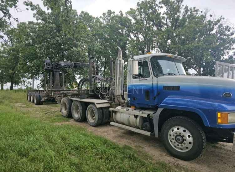 Mack 700