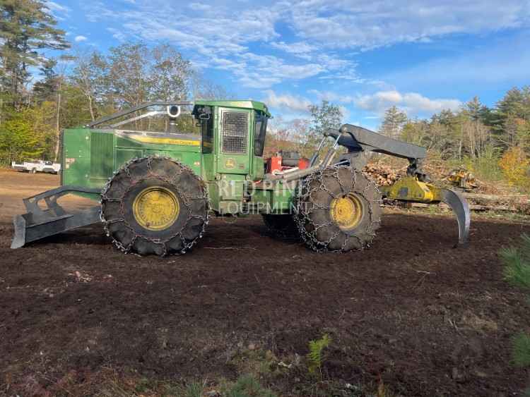 John Deere 848L-II 