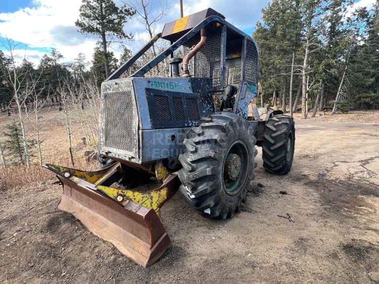 Clark 666 Skidder