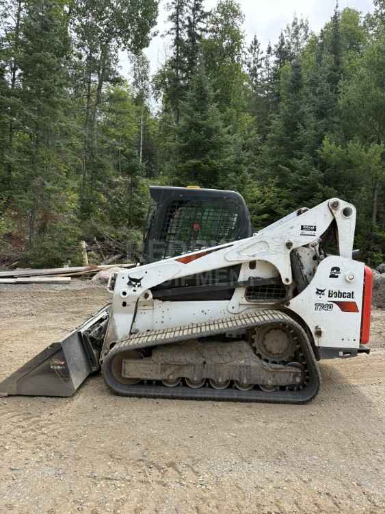 Bobcat T740
