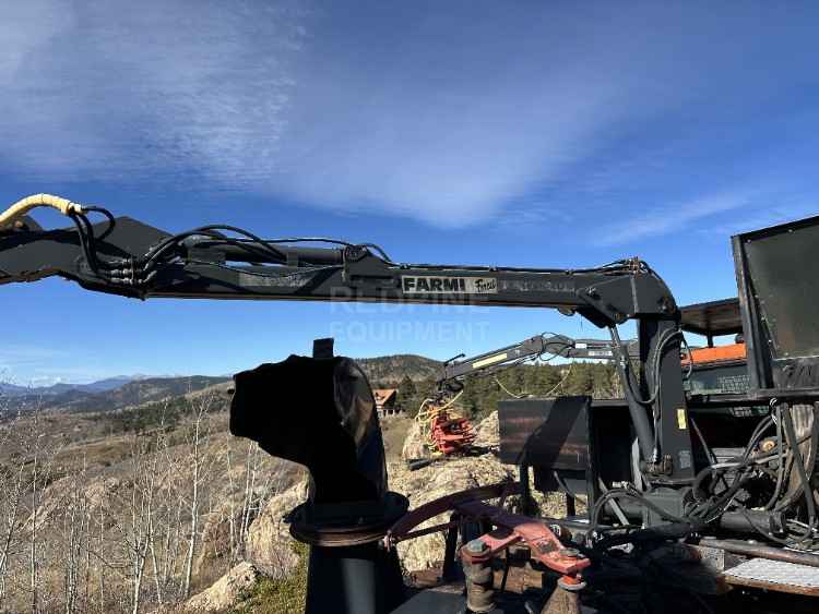 PistenBully loader/chipper