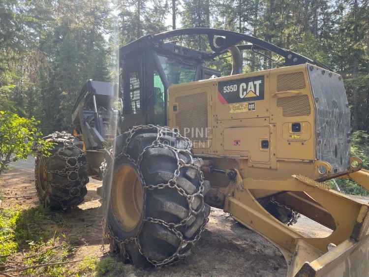 CAT 535D