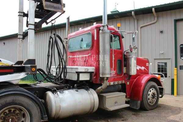 Peterbilt Day Cab