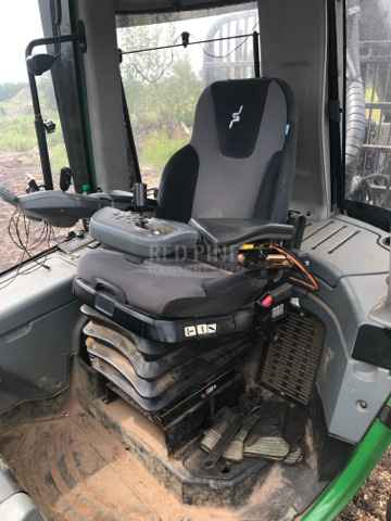 John Deere 1110E 