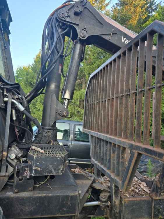 1999 Valmet 646 Forwarder