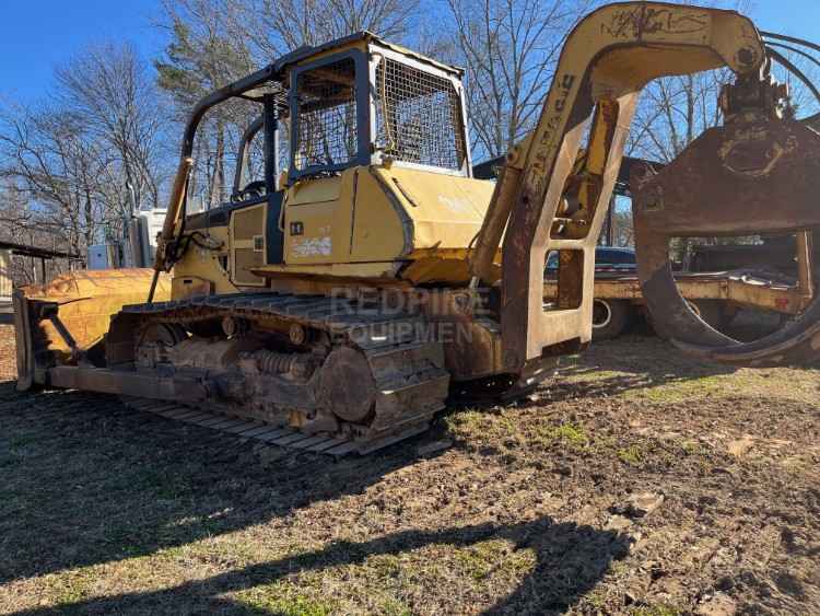 850 Dozer with Grapple
