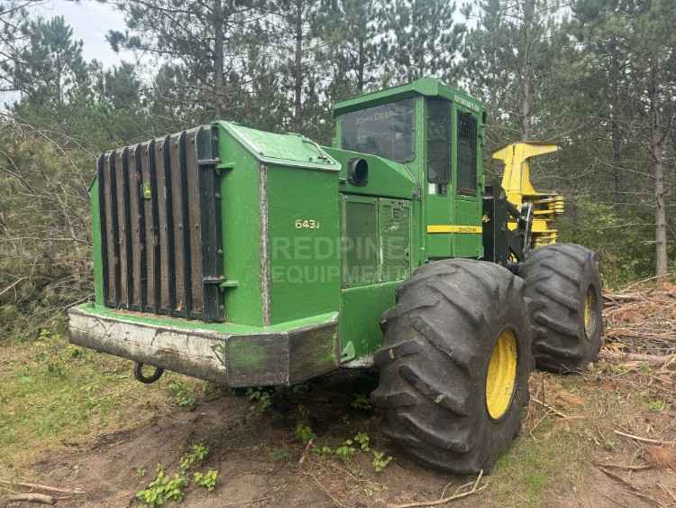 John Deere 643J