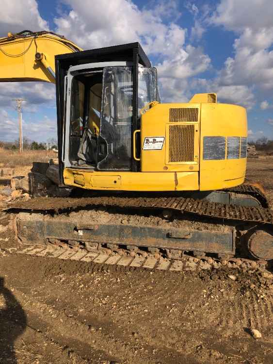 Komatsu 228LC