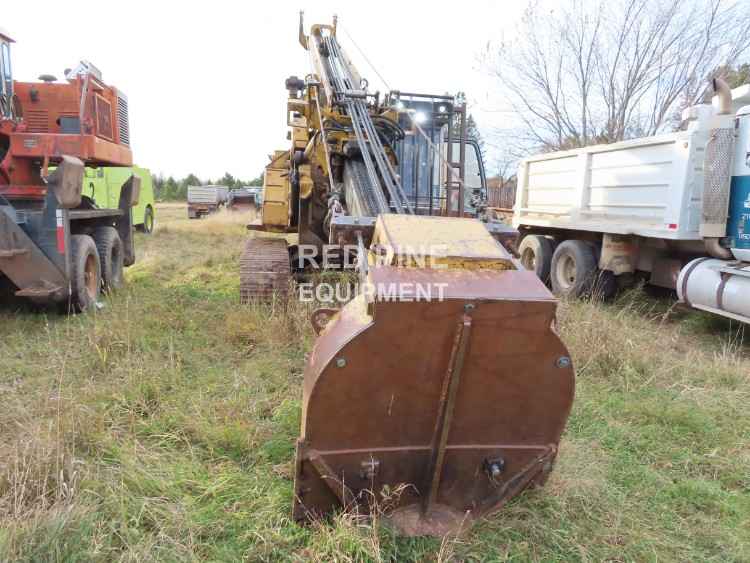 John Deere 200LC