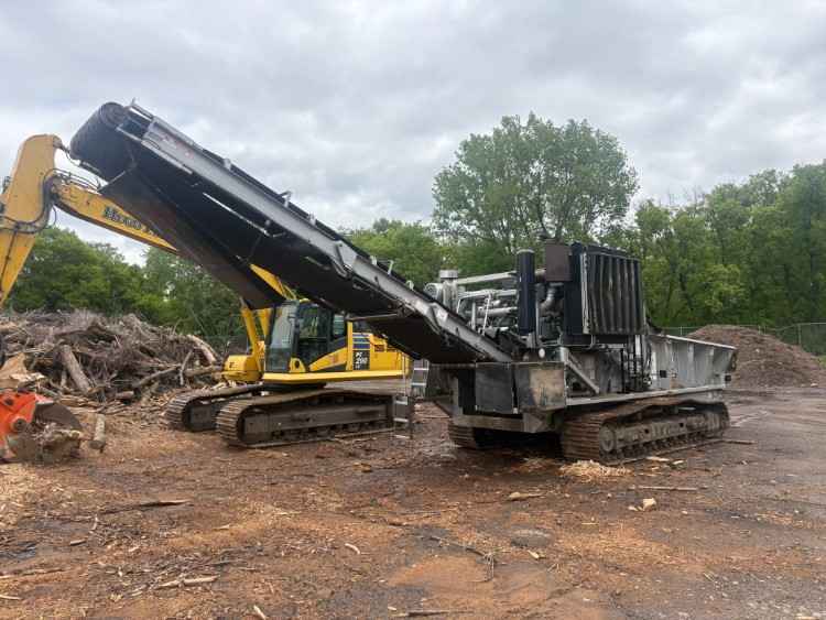 2011 Bandit 3680 Horizontal Grinder
