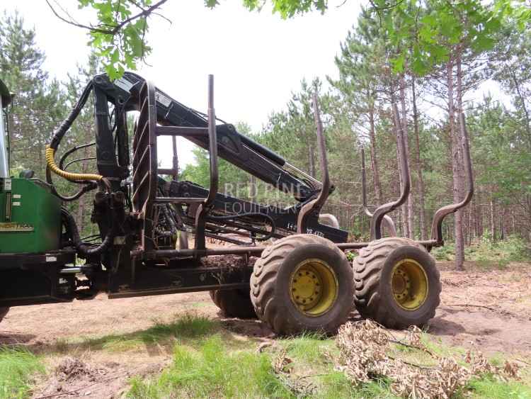 John Deere 1110D