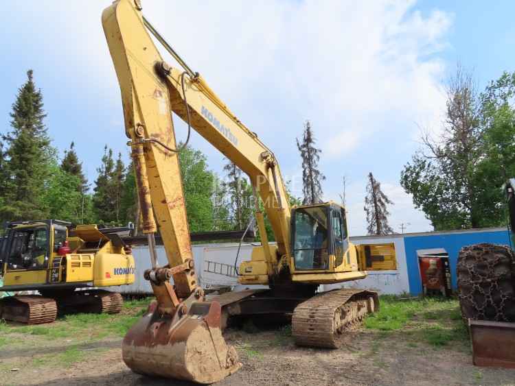 Komatsu PC220LC-8