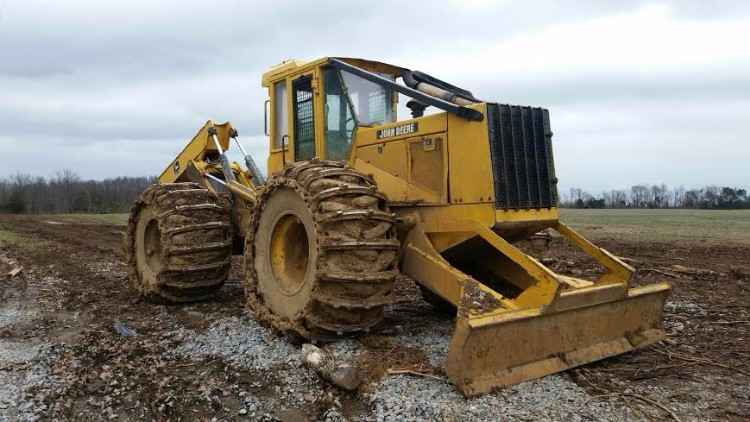 John Deere 748G Skidder