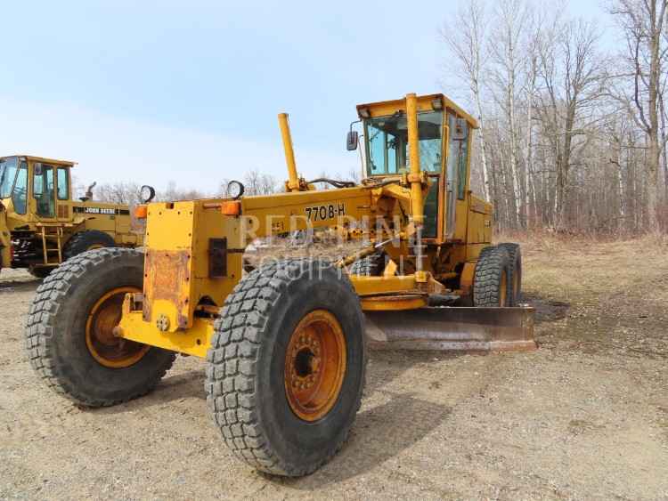 John Deere 770BH