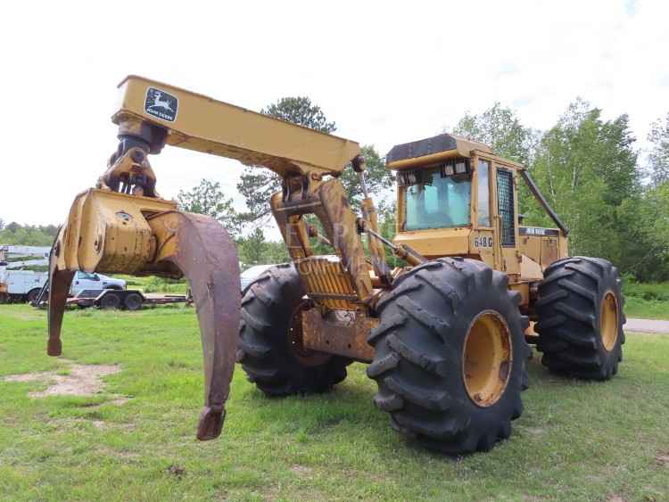 John Deere 648G