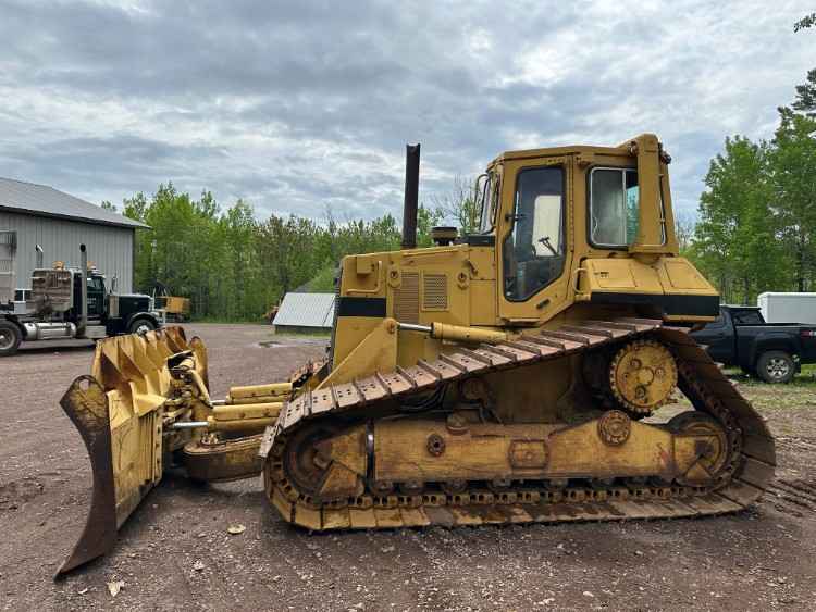 CAT D5H Dozer