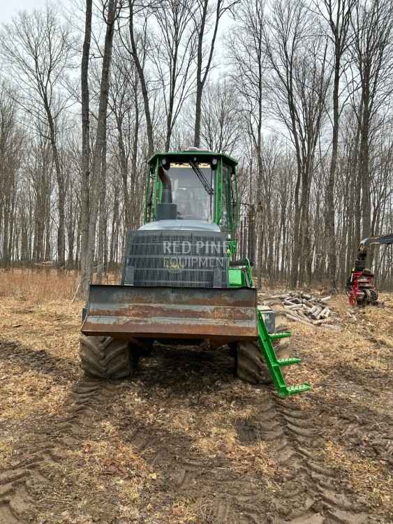 John Deere 1110G