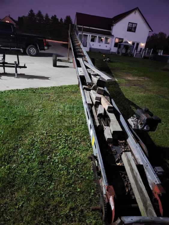 40' Keewanee Hay Elevator