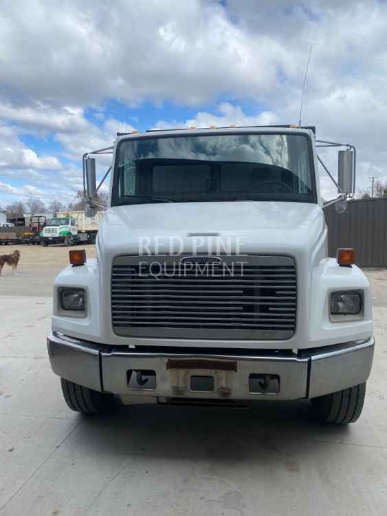 Freightliner FL70