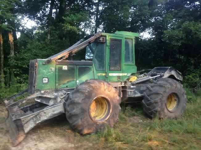 John Deere 548GIII Grapple Skidder with Winch ***SOLD***