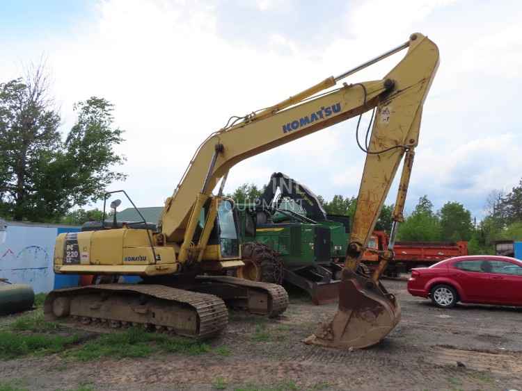 Komatsu PC220LC-8