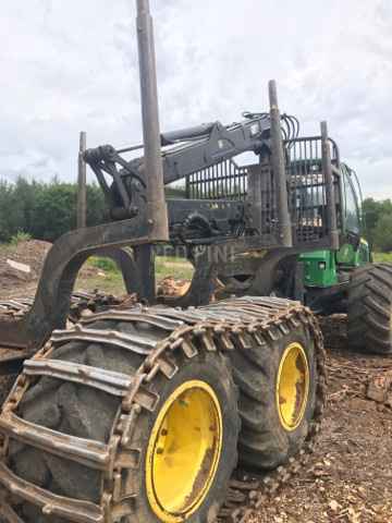 John Deere 1110E 