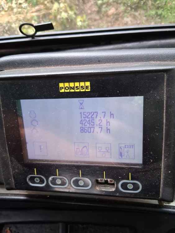 2006 Ponsse Buffalo Forwarder