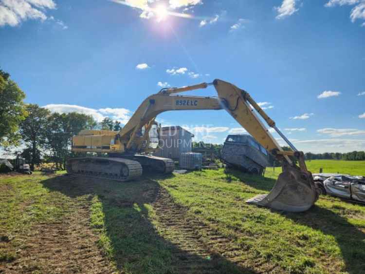 John Deere 892E LC