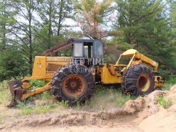 John Deere 648D