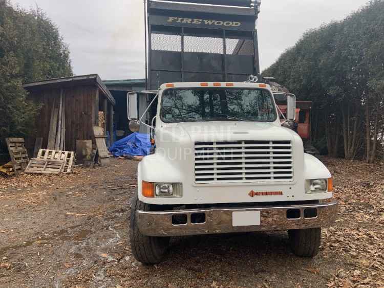 International 4900