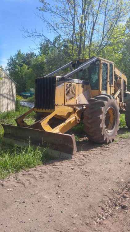 John Deere 648E