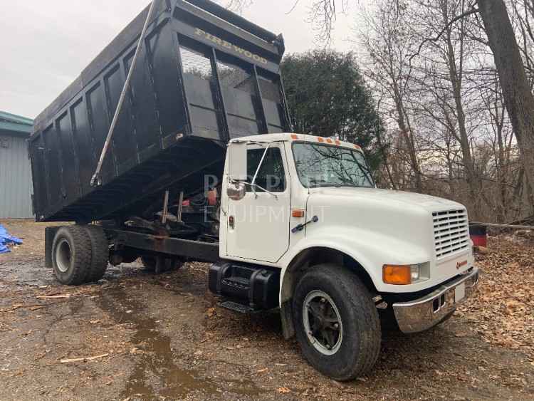 International 4900