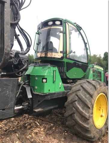 John Deere 1110E 