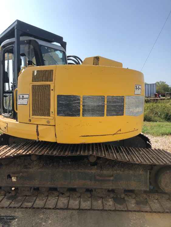 Komatsu 228LC