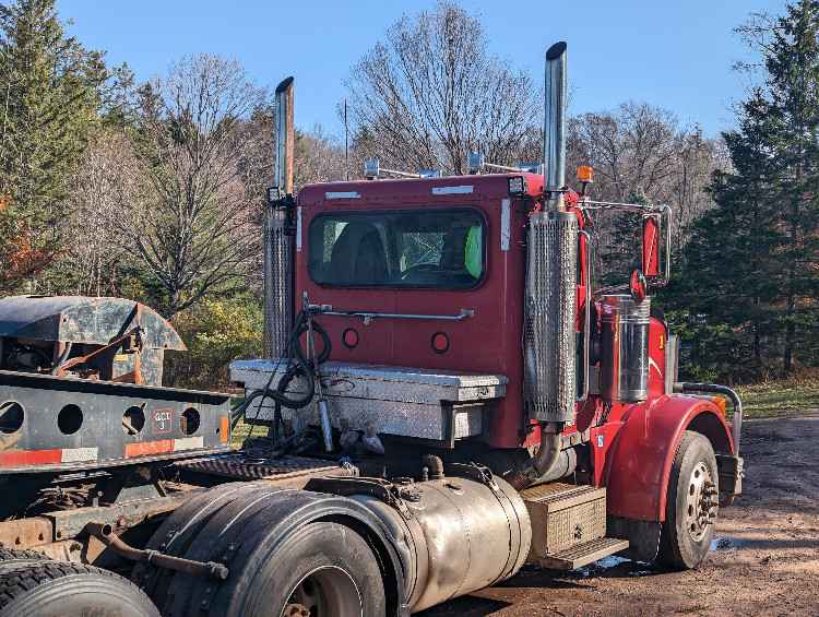 Peterbilt 379