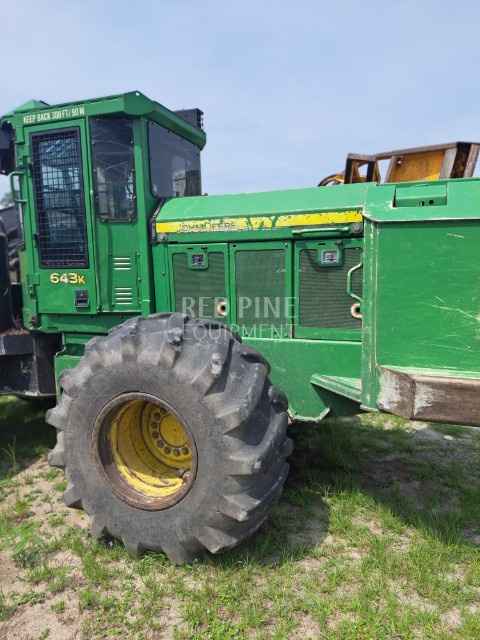 John Deere 643K