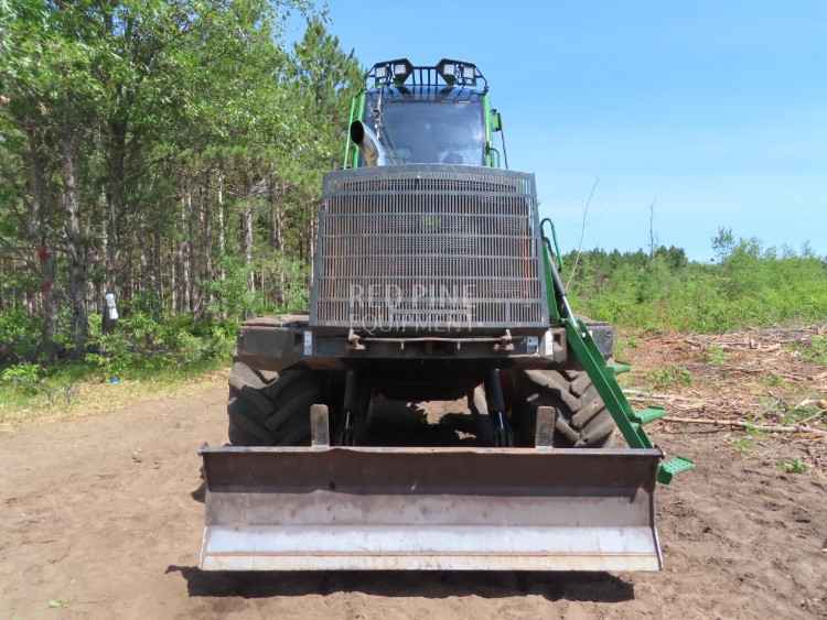 John Deere 1110E