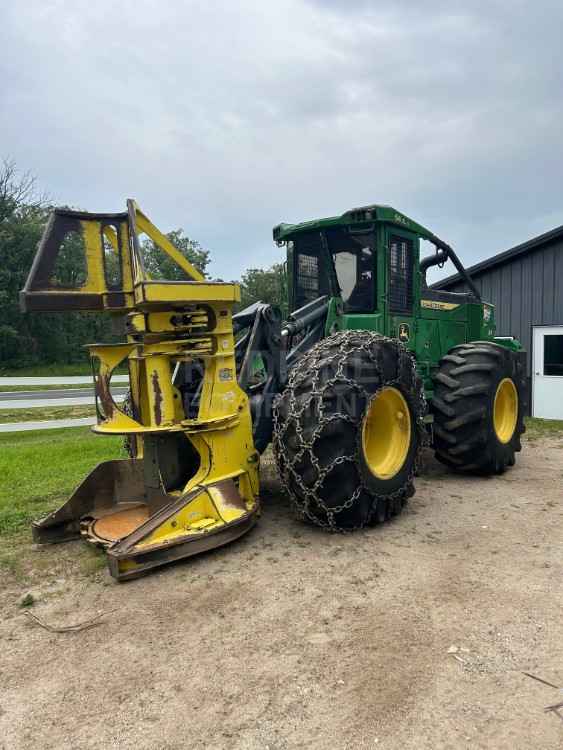 John Deere 643LII