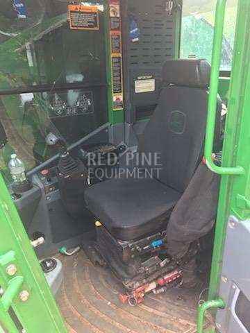 John Deere 753J