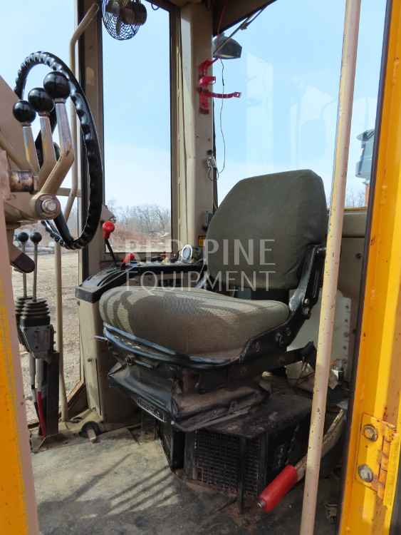 John Deere 770BH