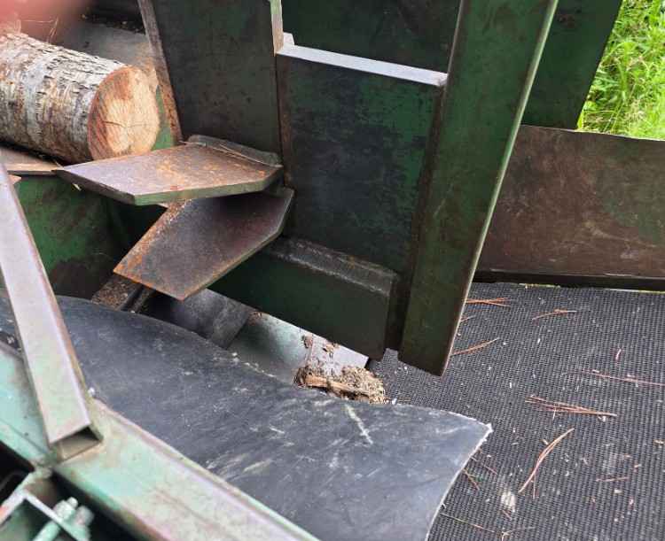 Crd Woodbine 20 Firewood Processor