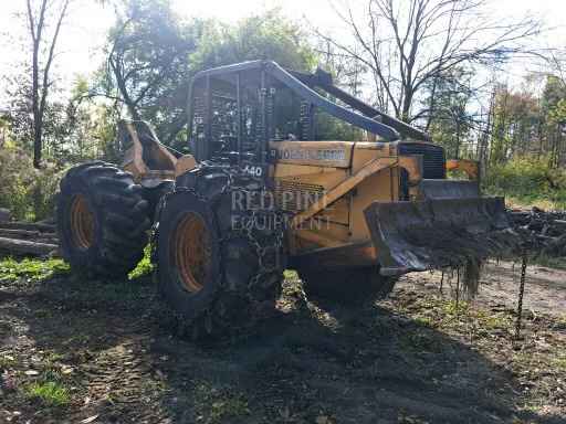 John Deere 640