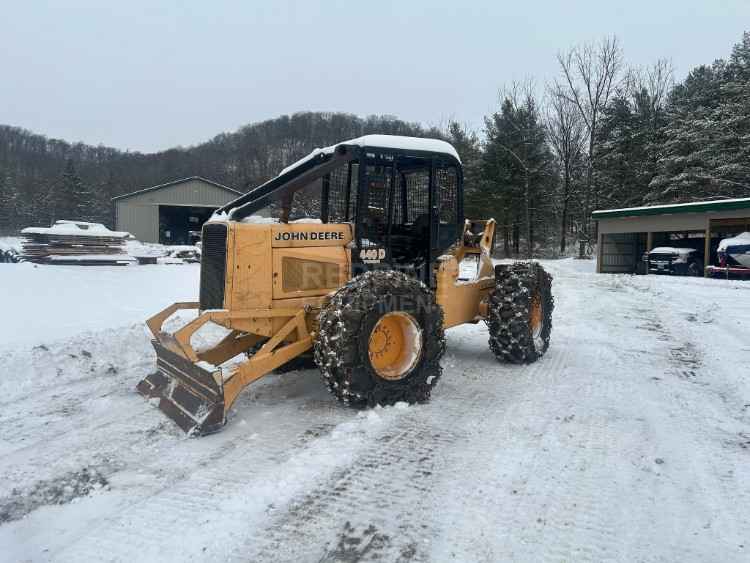 John Deere 440D