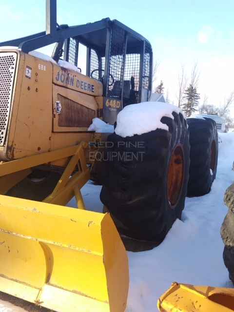 John Deere 648D