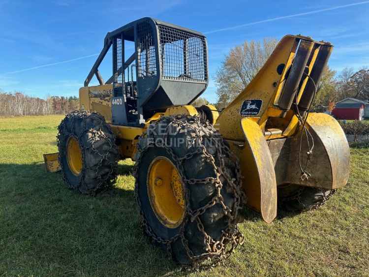 John Deere 440D